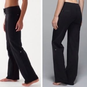 Rare LULULEMON Relaxed Fit Pants EUC